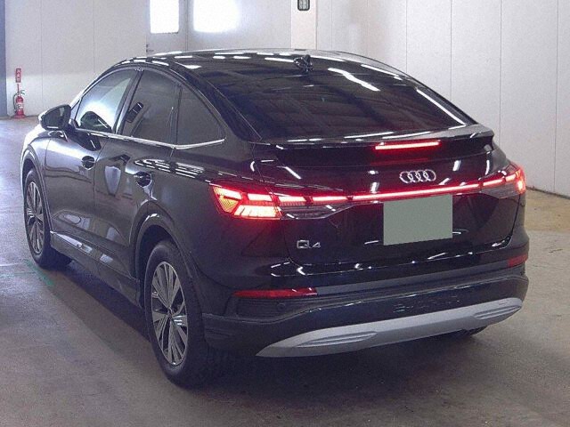 2025 Audi Q4スポーツバックeトロン 45 Advanced auction photo 2