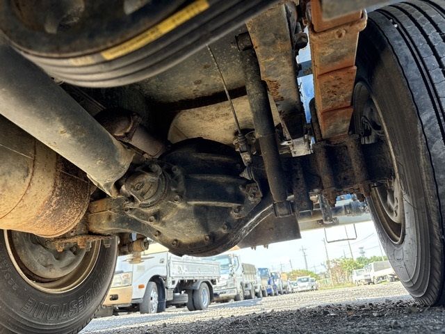 2010 Isuzu Elf サンスイ auction photo 10