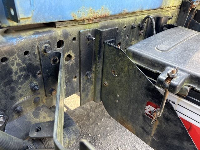 2010 Isuzu Elf サンスイ auction photo 12