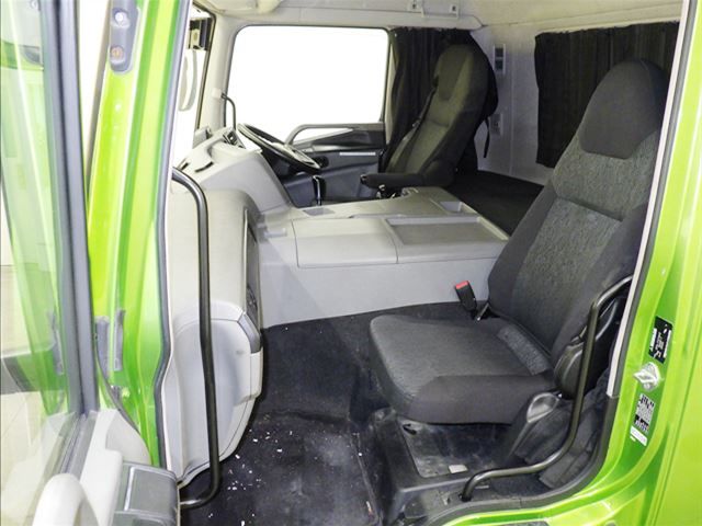 2019 Mitsubishi Fuso Flatbed auction photo 8