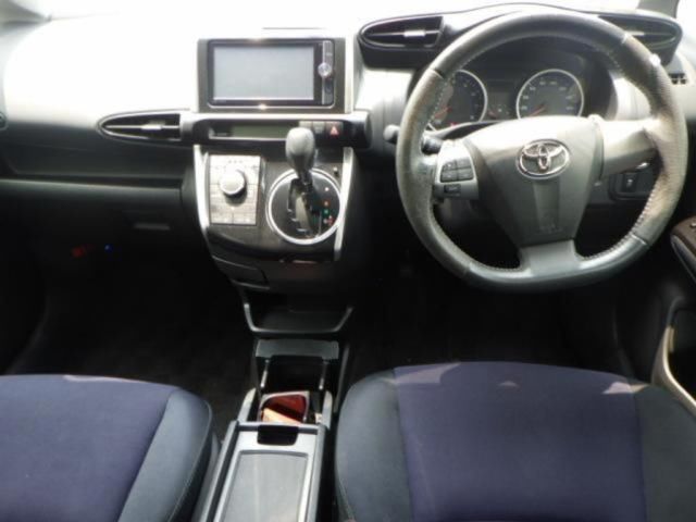 2014 Toyota Wish 1.8S auction photo 3