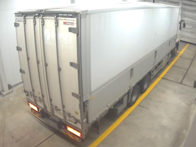 2018 Mitsubishi Fuso Wing auction photo 2