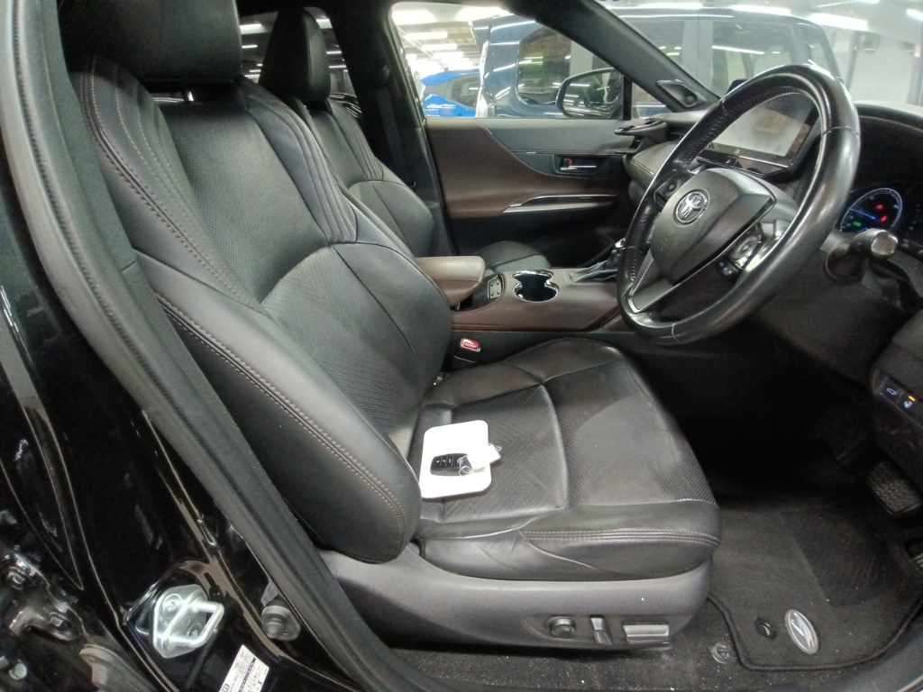2020 Toyota Harrier Z レザーパッケージ auction photo 10