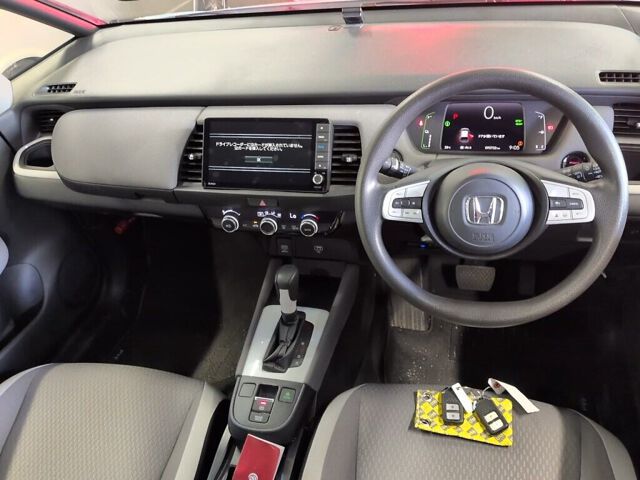 2021 Honda Fit EHEVクロスター auction photo 3