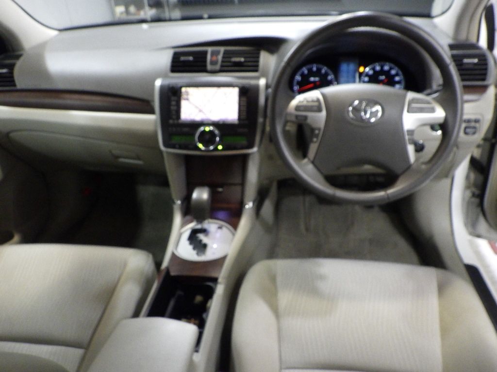 2010 Toyota Premio 2.0G auction photo 3
