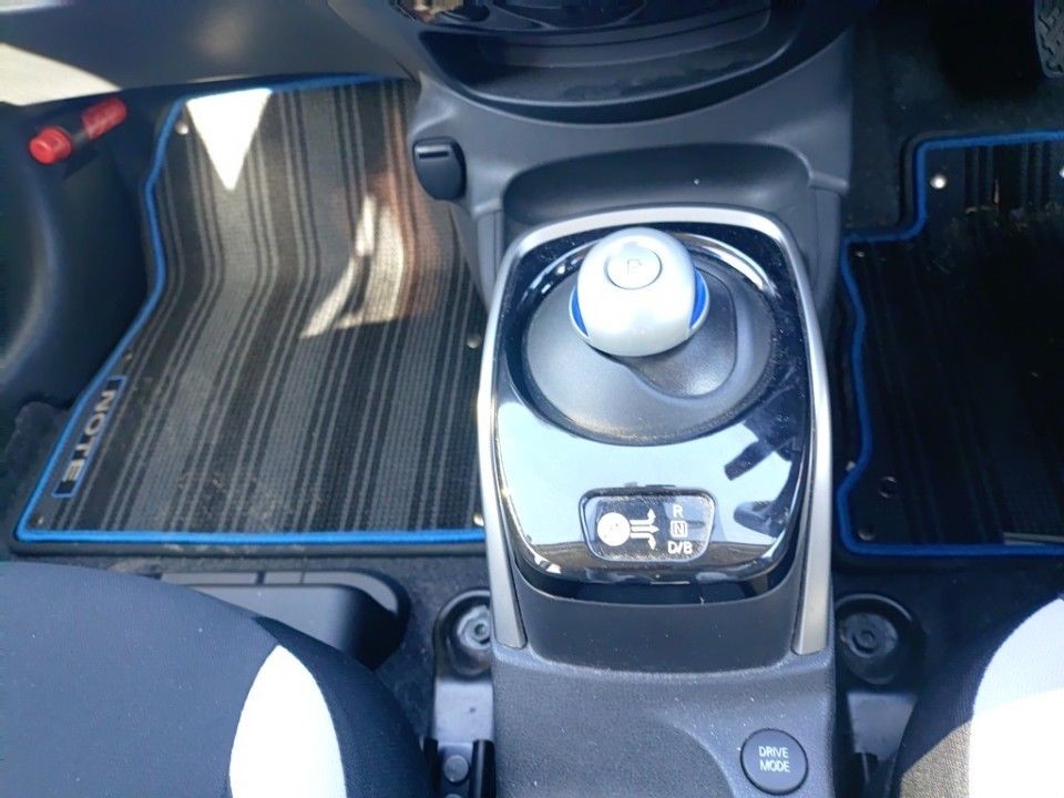 2019 Nissan Note auction photo 12
