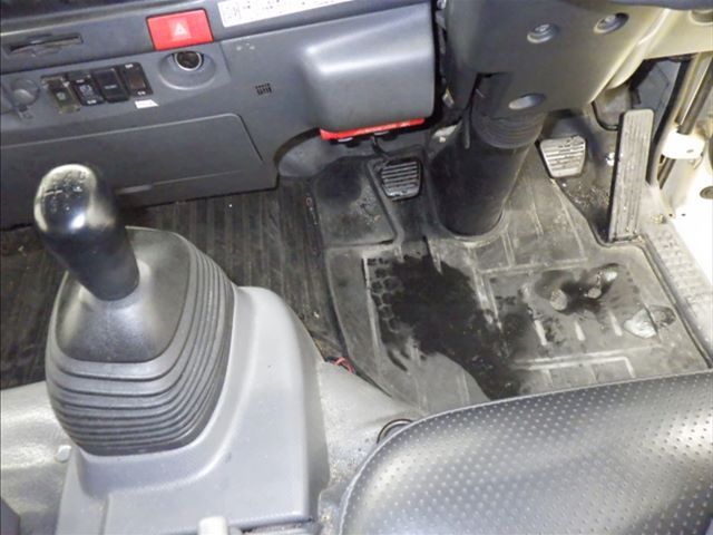 2017 Isuzu Elf 冷蔵・冷凍車 auction photo 8
