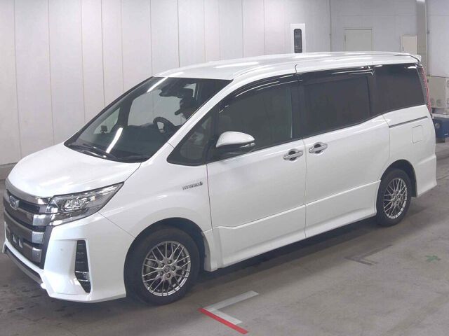 2019 Toyota Noah HV SI WXB2 auction photo 4