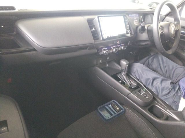 2025 Honda Fit ホームブラックスタイル auction photo 3