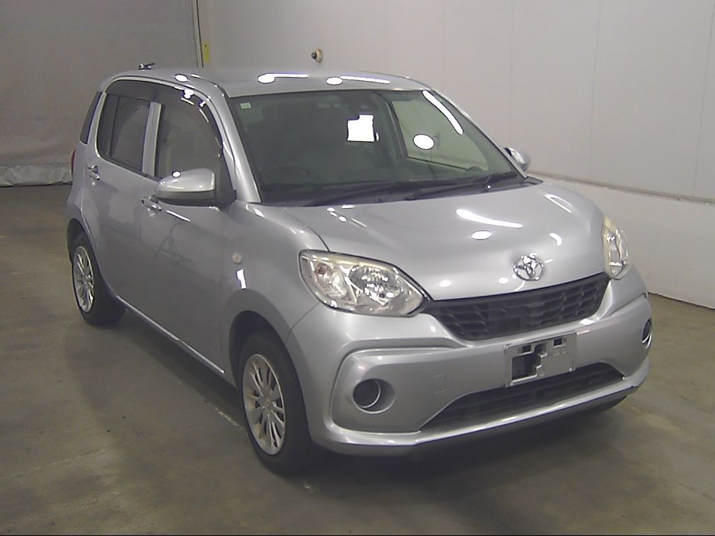 2016 Toyota Passo X LパッケージS Japan auction vehicle