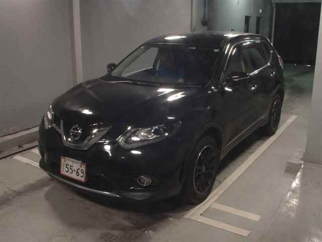 2015 Nissan X-Trail 4WD 20Xエマージェンシーブレー auction photo 4