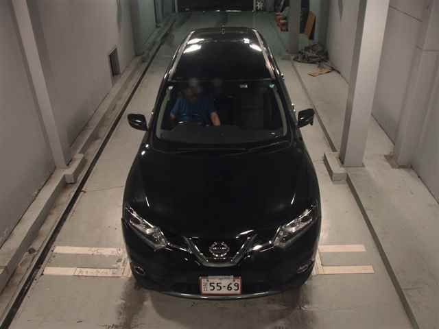 2015 Nissan X-Trail 4WD 20Xエマージェンシーブレー auction photo 6