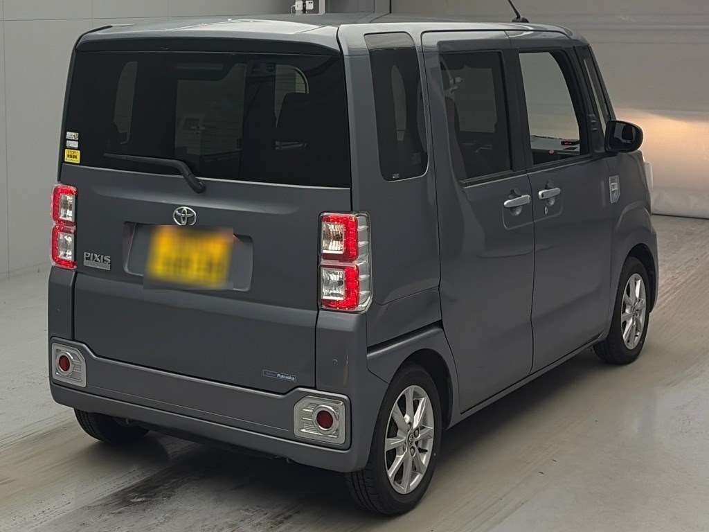 2021 Toyota ピクシスメガ L SA III auction photo 2
