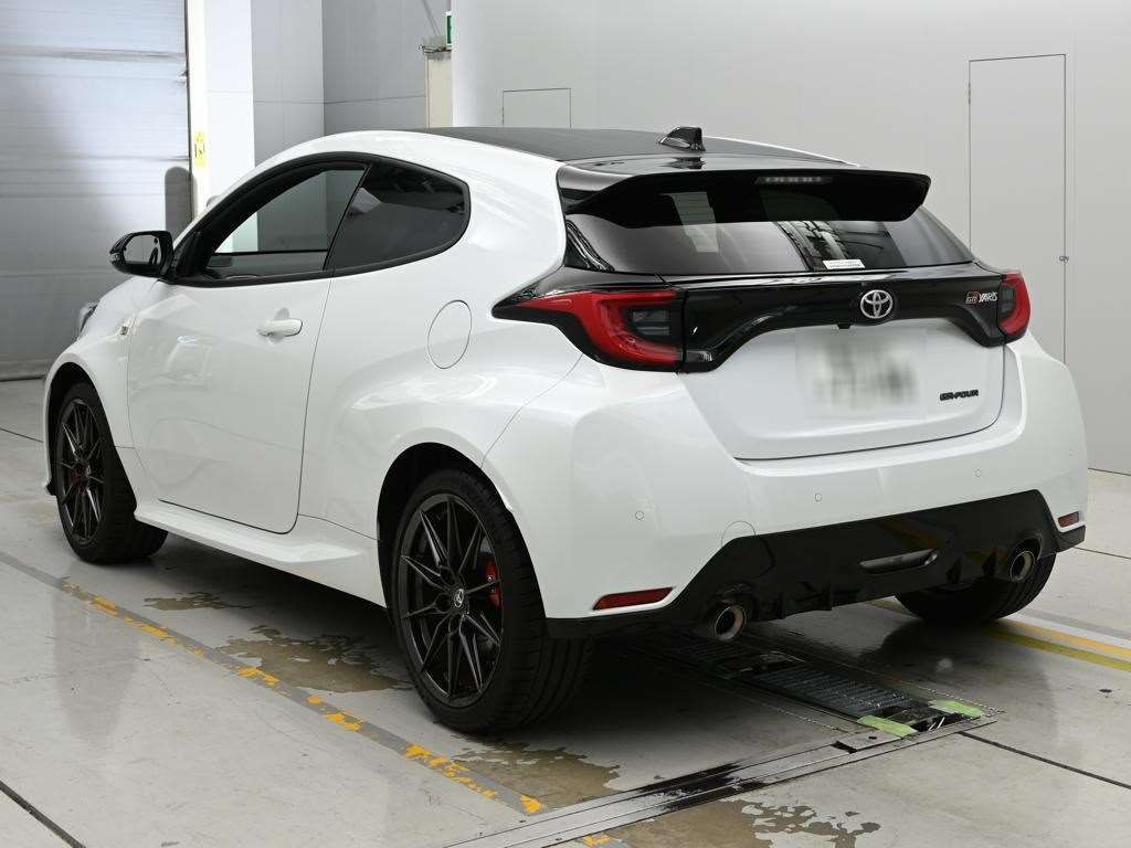 2022 Toyota GR Yaris RZ ハイパフォーマンス 4WD auction photo 6