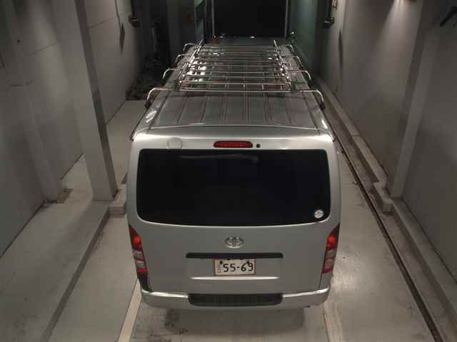 2005 Toyota Hiace DX auction photo 7