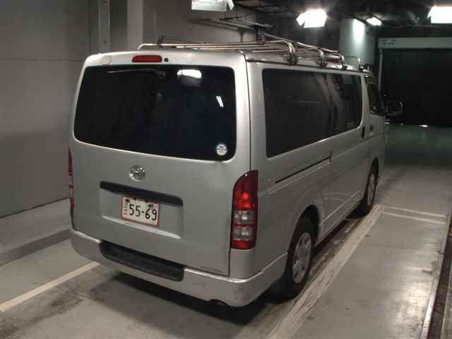 2005 Toyota Hiace DX auction photo 5