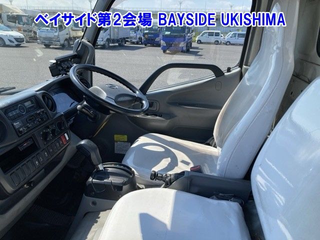 2017 Hino Dutro ジンカイ auction photo 4