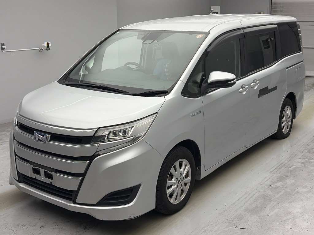 2019 Toyota Noah ハイブリッドX Japan auction vehicle