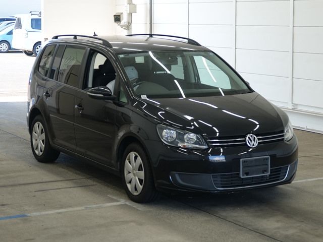 Japan Auction Vehicles 8 2012 Volkswagen VW ゴルフトゥーラン TSI Comfortline auction photo