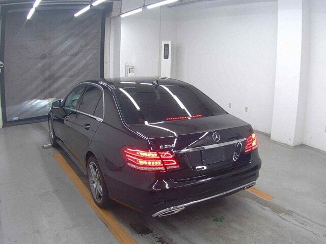 2015 Mercedes-Benz E-Class E250 Avantgarde auction photo 2