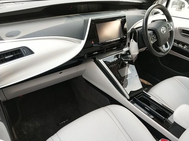 2019 Toyota MIRAI ベースグレード auction photo 3