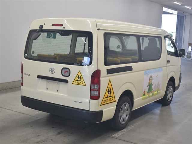 2006 Toyota Hiace 幼児バス auction photo 5