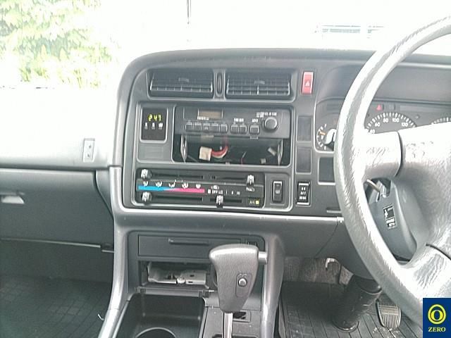 2003 Toyota Hiace Ambulance auction photo 6