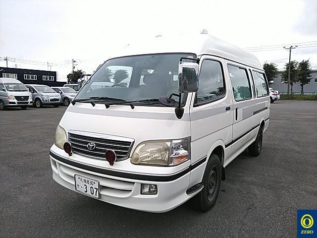 2003 Toyota Hiace Ambulance auction photo 2