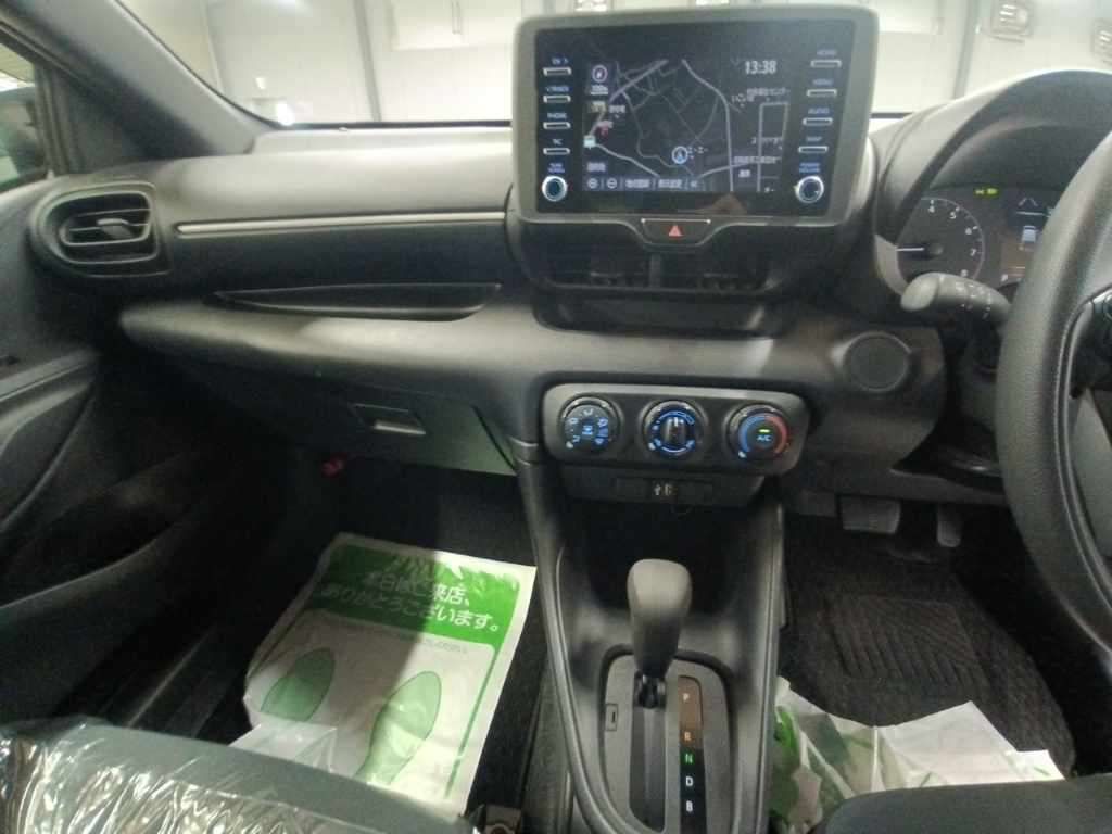 2022 Toyota Yaris X auction photo 11