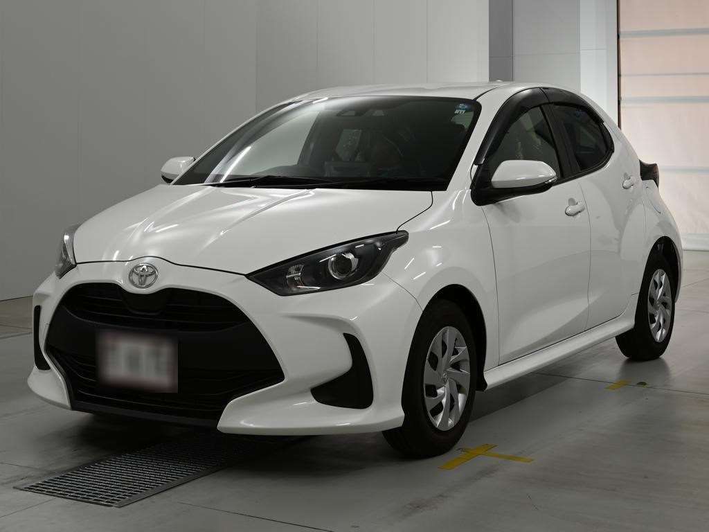 2022 Toyota Yaris X Japan auction vehicle