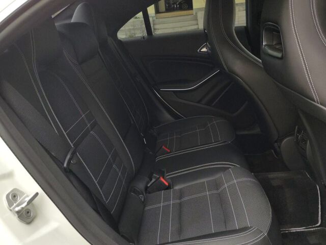 2015 Mercedes-Benz CLA-Class CLA180 auction photo 6