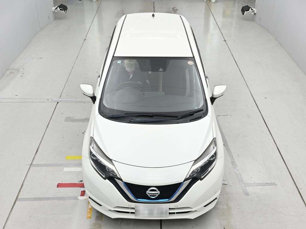 2018 Nissan Note e-パワー X auction photo 7