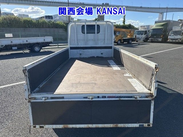 2019 Hino Dutro ヒラ auction photo 3