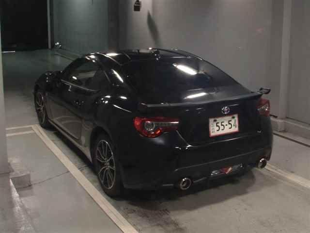 2017 Toyota 86 GT LTD auction photo 2