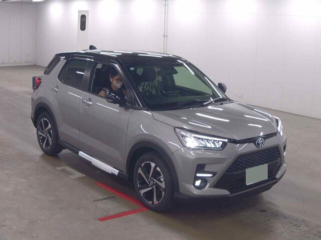 2026 Toyota Raize Hybrid Z Japan auction vehicle