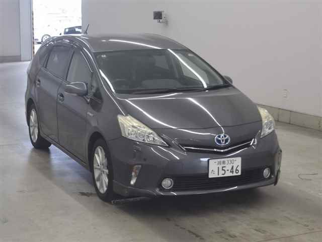 2014 Toyota Prius Alpha Sツーリングセレクション Japan auction vehicle