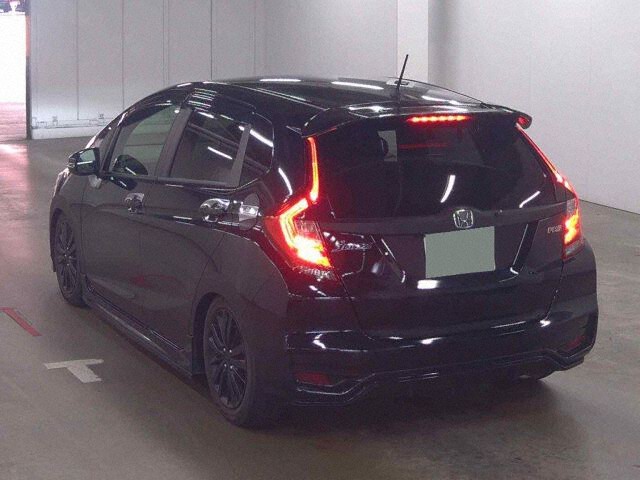 2018 Honda Fit RSホンダセンシング auction photo 2