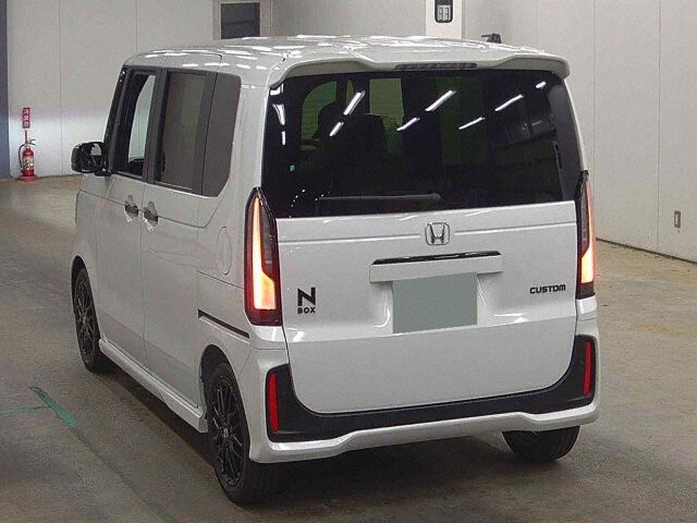 2026 Honda N-BOX Turbo Black Style auction photo 2