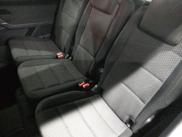 2016 Volkswagen ゴルフトゥーラン TSIコンフォートライン auction photo 6