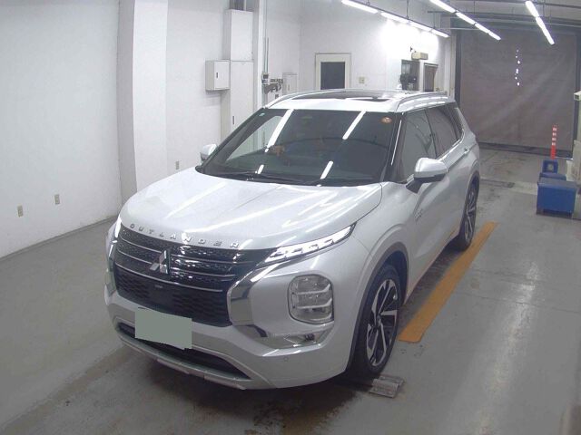 2021 Mitsubishi Outlander PHEV P 4WD auction photo 4