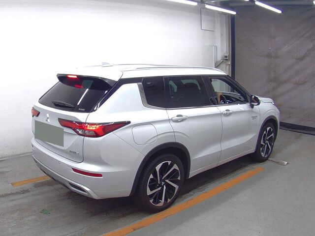 2021 Mitsubishi Outlander PHEV P 4WD auction photo 5