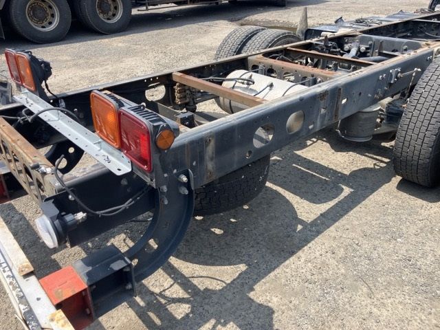 2012 Isuzu Forward シャーシ auction photo 14