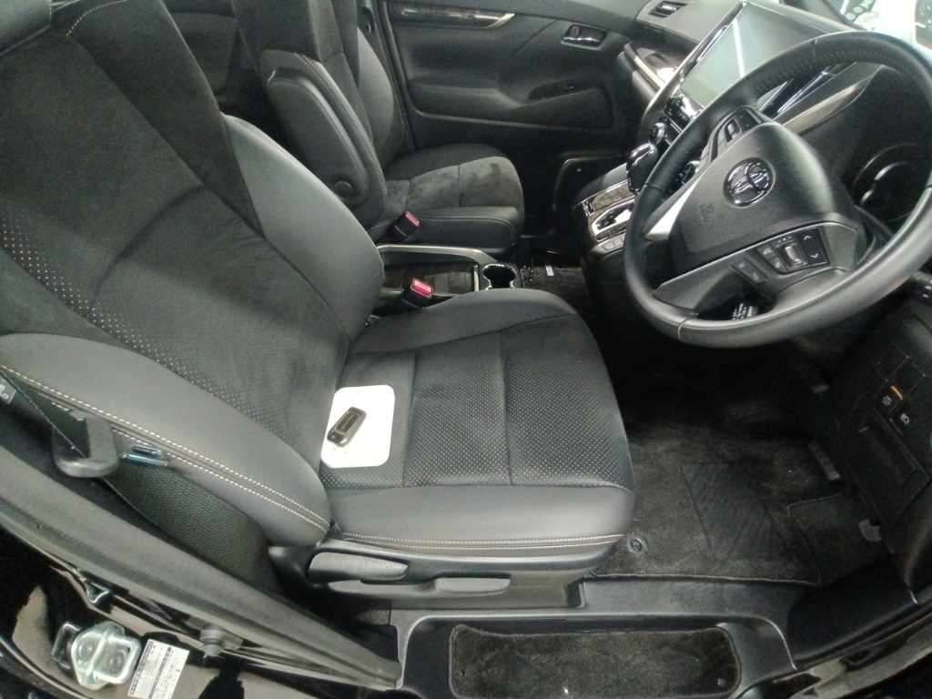 2023 Toyota Vellfire 2.5 ゴールデンアイズ3 auction photo 10