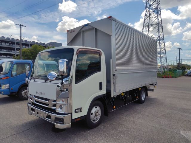 2023 Isuzu Elf wing auction photo 4
