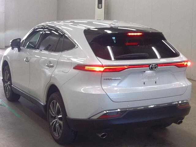 2023 Toyota Harrier G 4WD auction photo 2