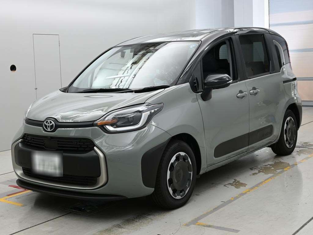 Japan Auction Vehicles 14 2026 Toyota Sienta Hybrid Z auction photo