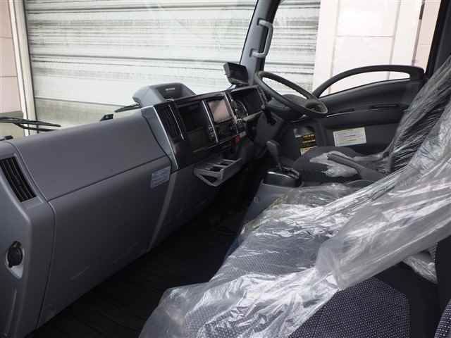 2020 Isuzu Elf SE Custom Sekisaisha auction photo 3