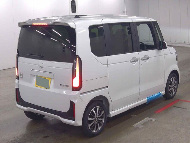 2026 Honda N-BOX Base grade 4WD auction photo 5