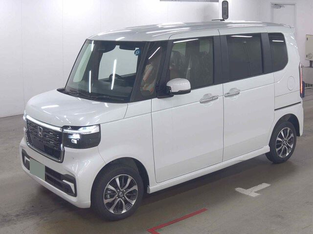 2026 Honda N-BOX Base grade 4WD auction photo 4