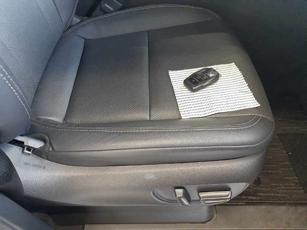 2023 Toyota Alphard Z auction photo 10